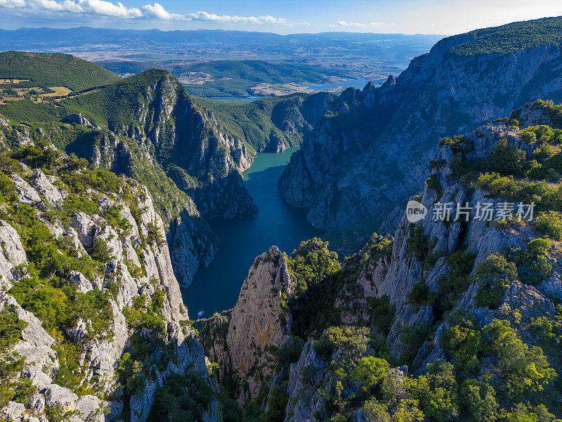 土耳其——samsun Vezirkopru峡谷。赫梯国王登基时受到祝福的地方。